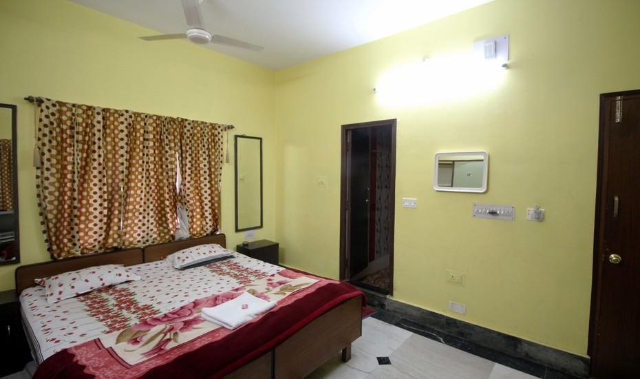 Kim Lawn Guest House Calcutta Extérieur photo